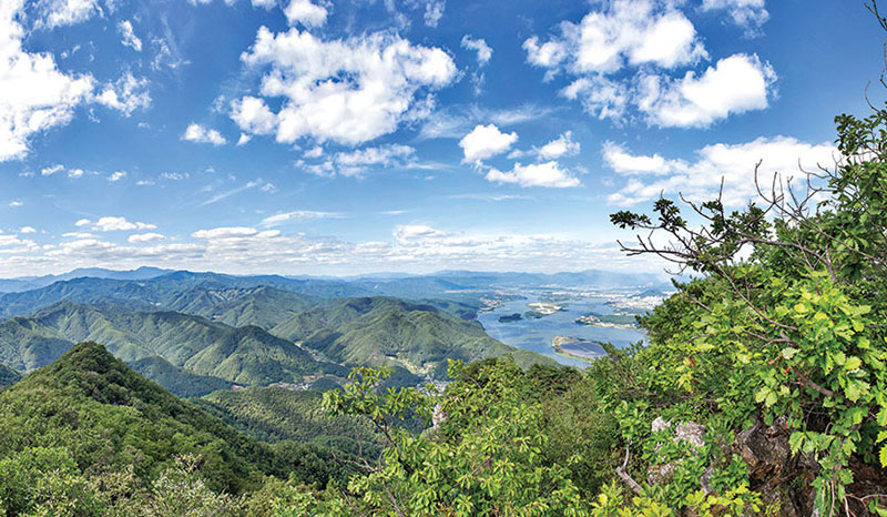 삼악산 케이블카에서 내려다본 의암호 전경